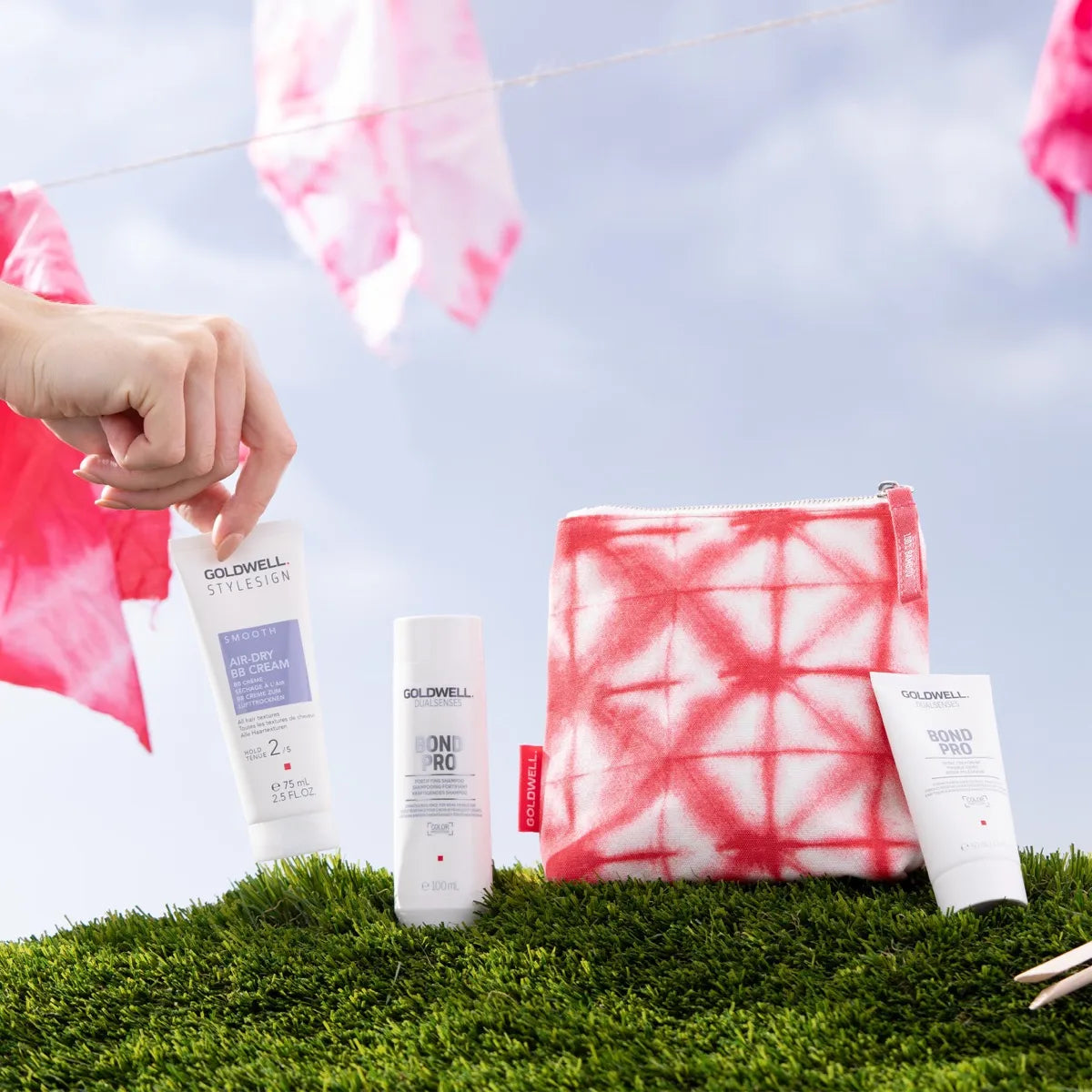 FREE Goldwell Dualsenses Bond Pro + StyleSign Travelbag